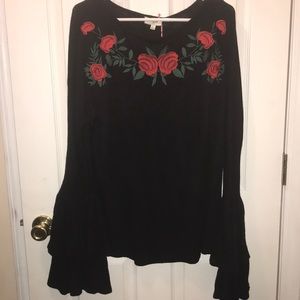 Umgee long sleeve shirt